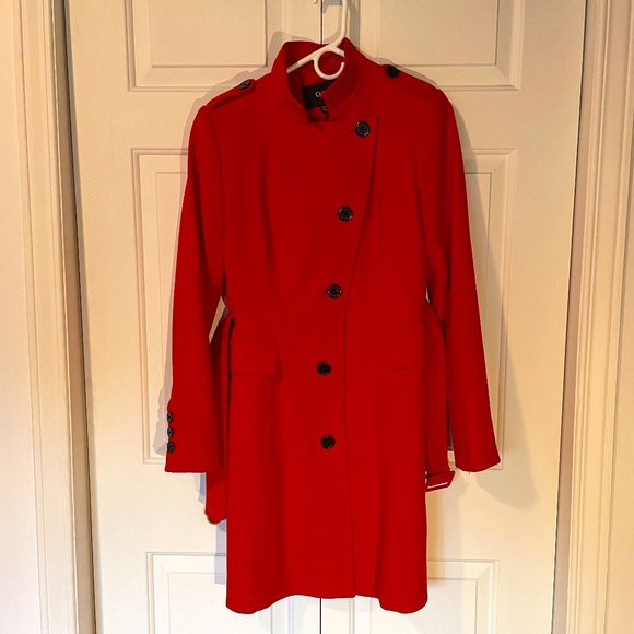 Red trench - Picture 1 of 2